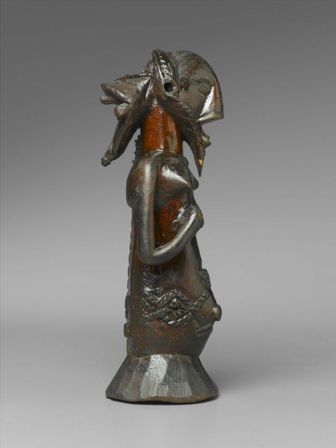 luba2 _ Brooklyn_Museum_22_1454_Kabwelulu_Gourd_Figure_(2)