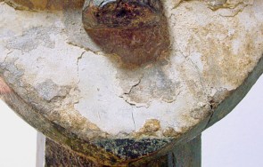 Particolare caolino del volto. Bocca.