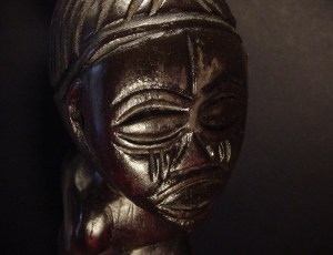 Chokwe figure Primo piano volto