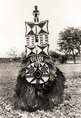 bobo-masquerader-in-dedougou-burkina-faso-ca-1911-ethnographic-museum-berlin